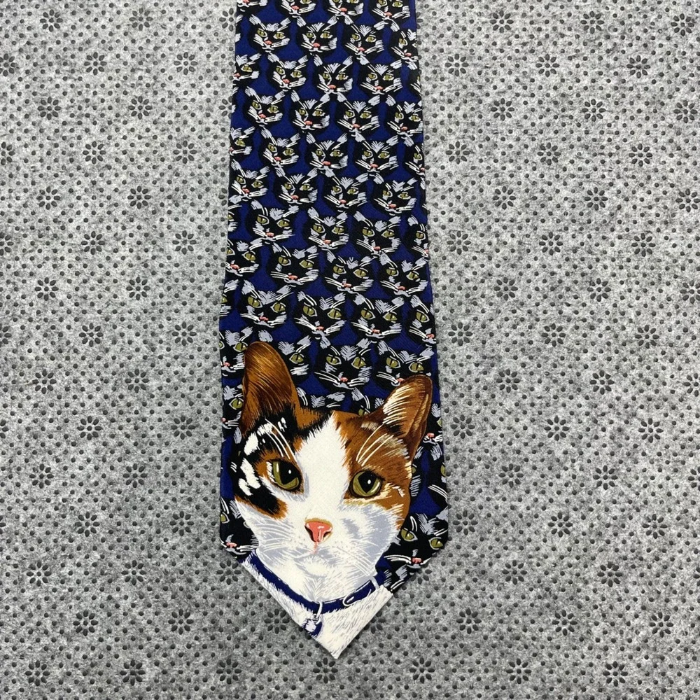 Vintage HSUS Humane Society Cat Portrait Silk Tie Calico Novelty Men Necktie USA